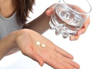 Antibiotike huelen fir effektiv Cystitis ze behandelen